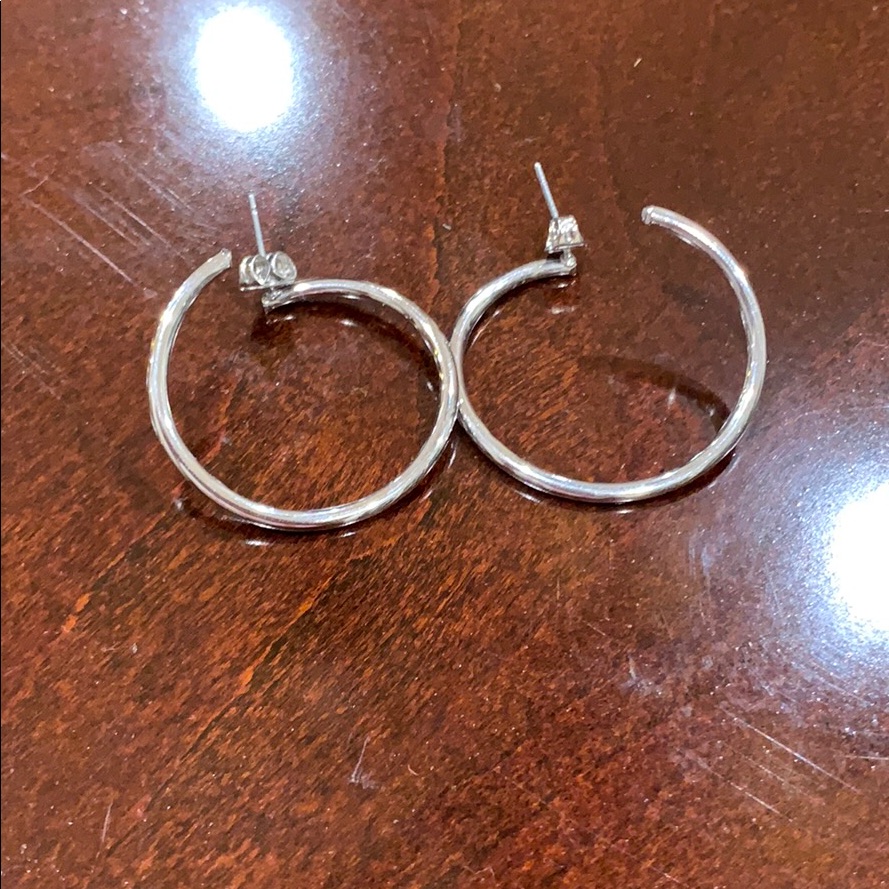 Corkscrew Hoops